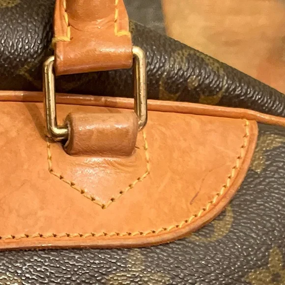 LOUIS VUITTON DEAUVILLE - Picture 10 of 11